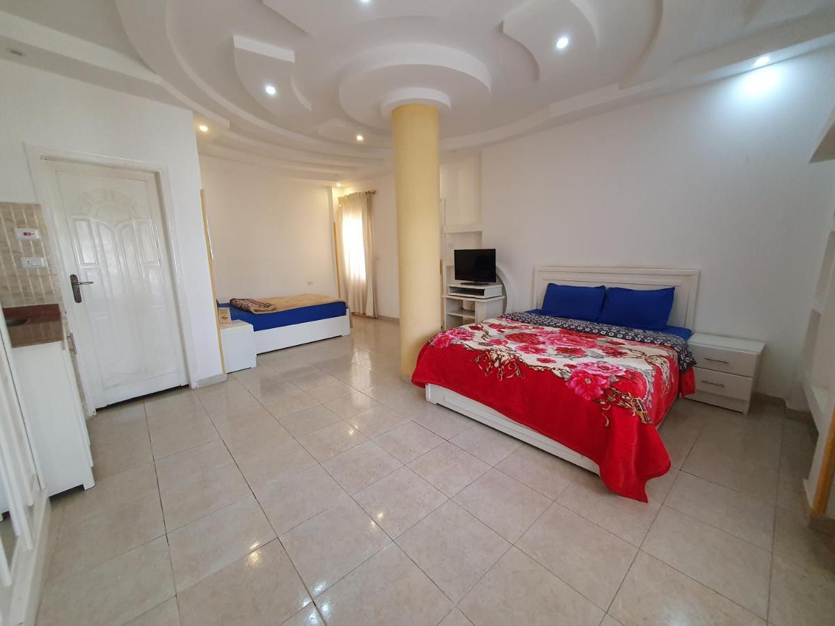 Spring Hotel Luxor Buitenkant foto
