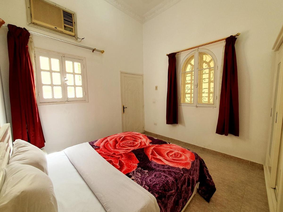 Spring Hotel Luxor Buitenkant foto