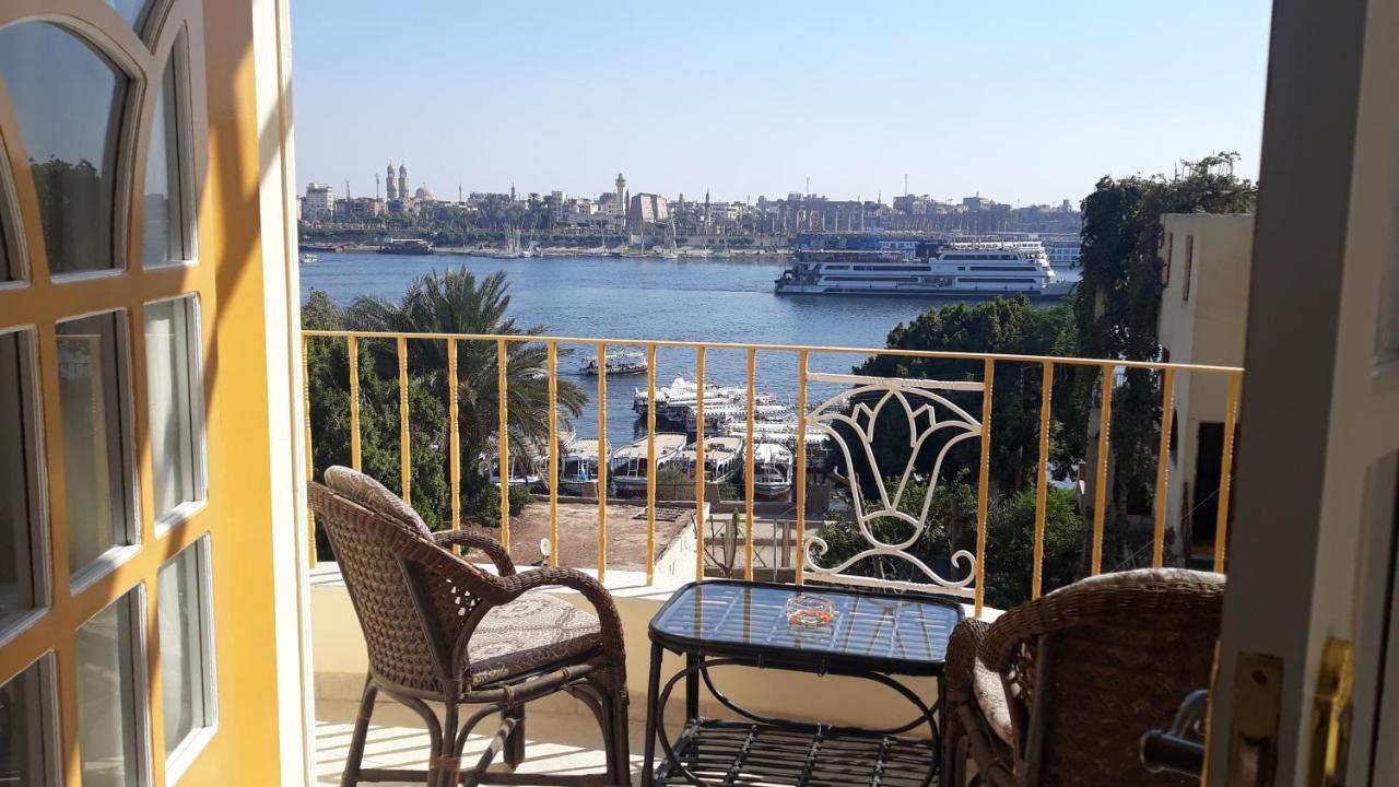 Spring Hotel Luxor Buitenkant foto